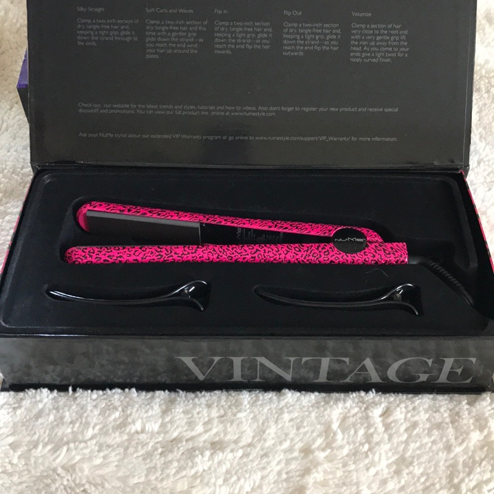 NuMe Vintage Flat Iron